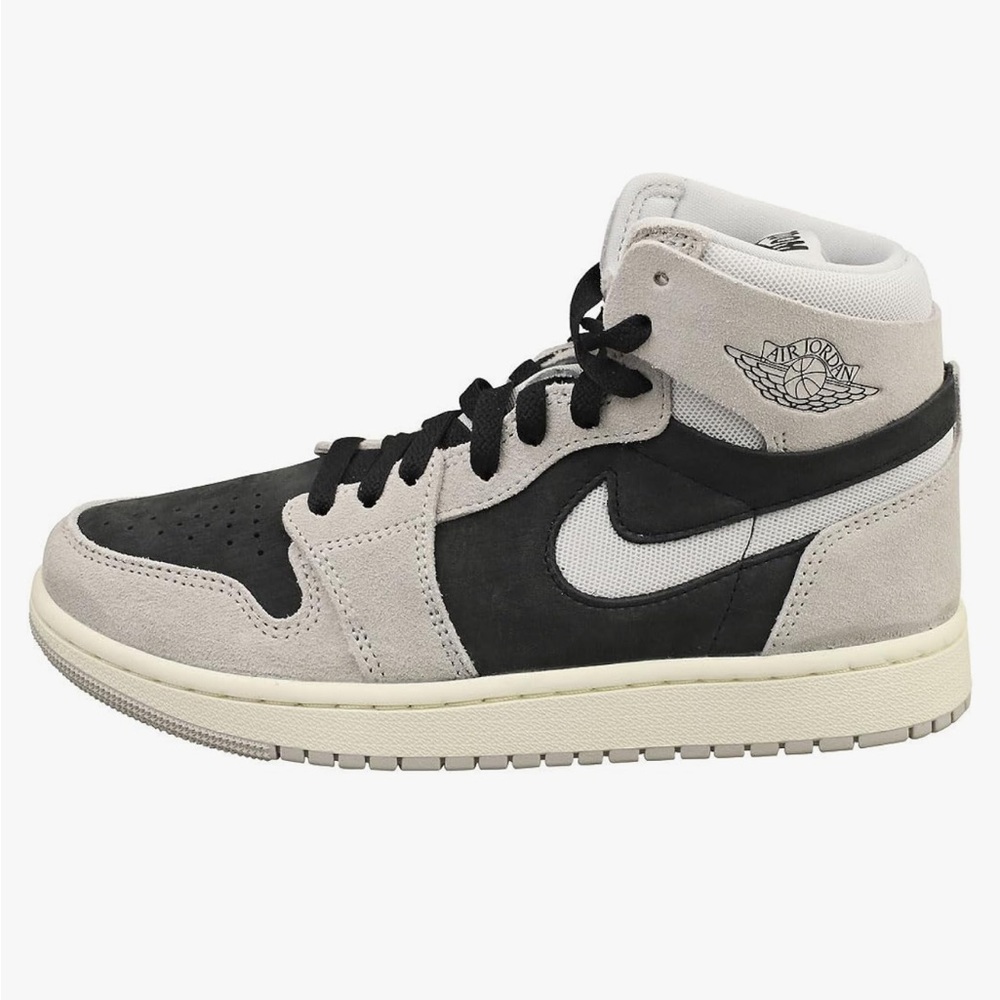 Nike air Jordan high top shoes size 7